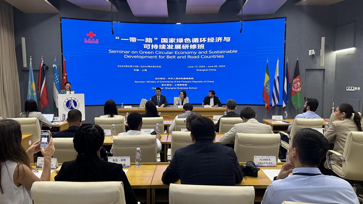 图为结业典礼现场