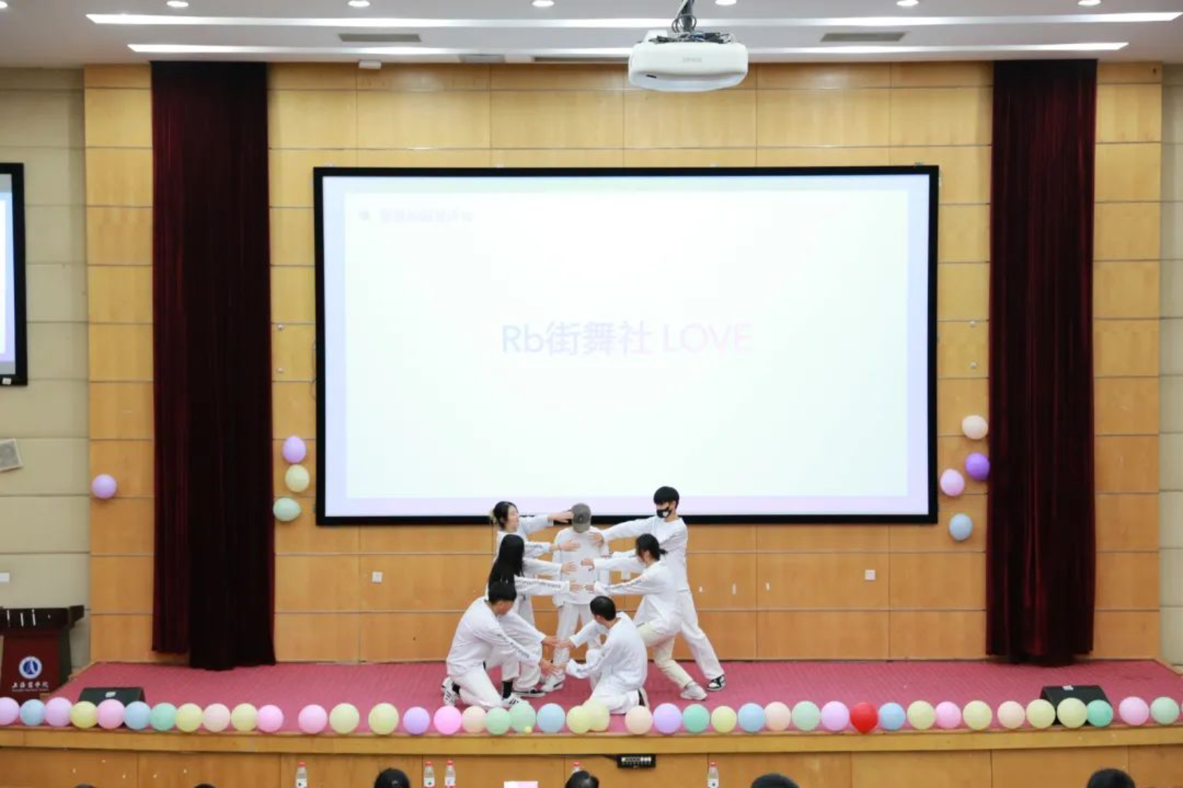 同学带来的精彩表演